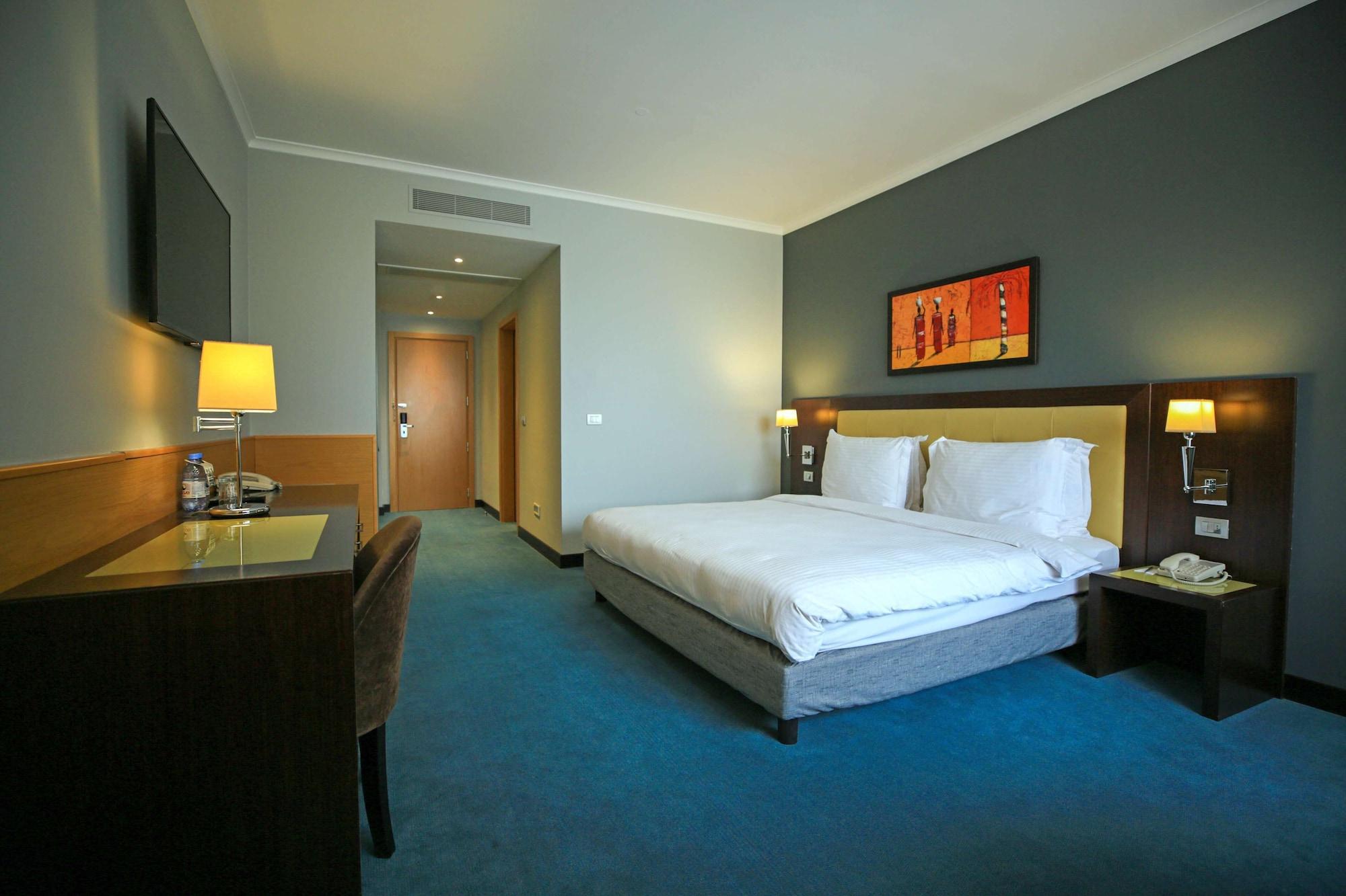 Radisson Hotel Astana Ngoại thất bức ảnh