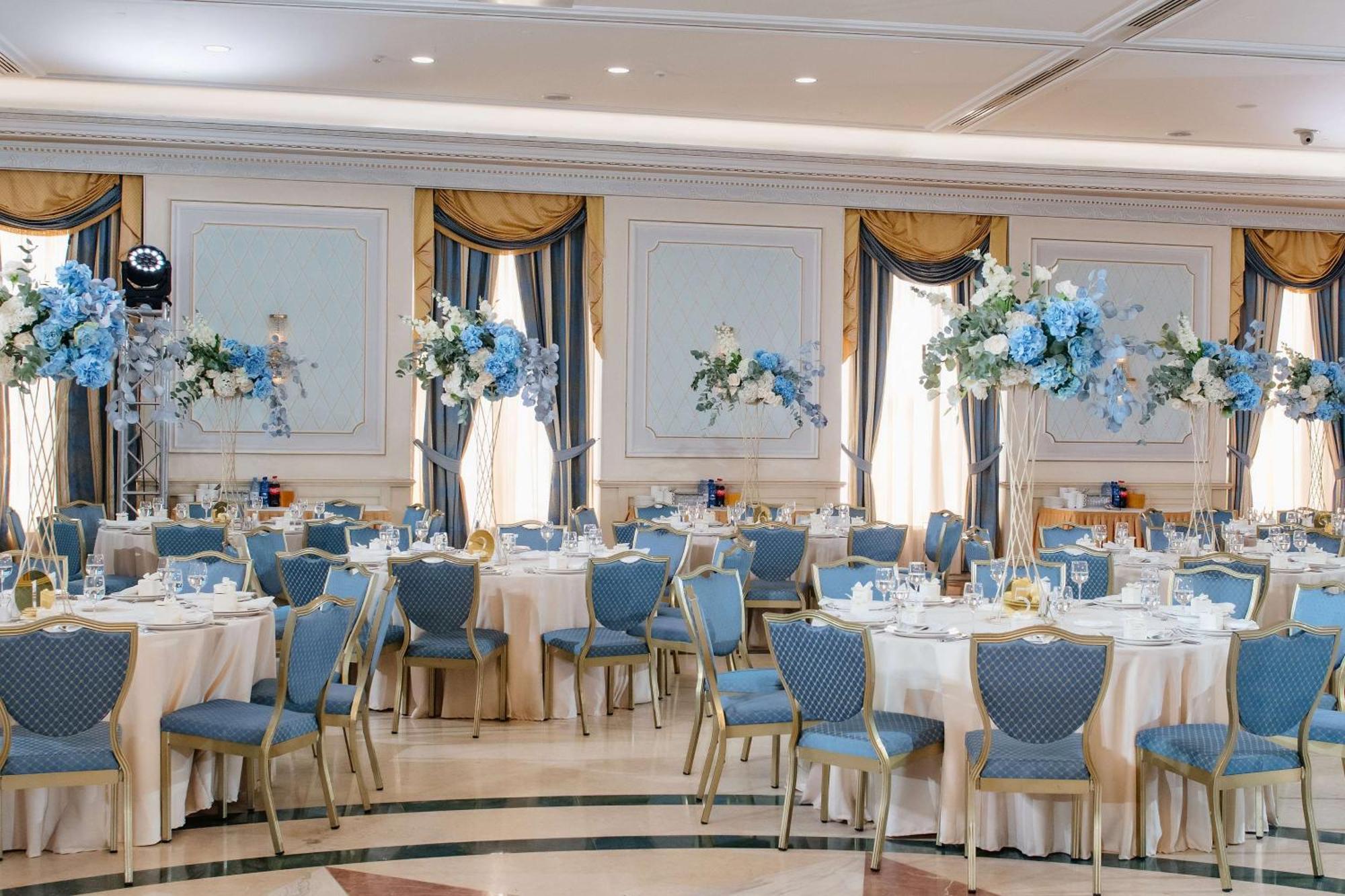 Radisson Hotel Astana Ngoại thất bức ảnh